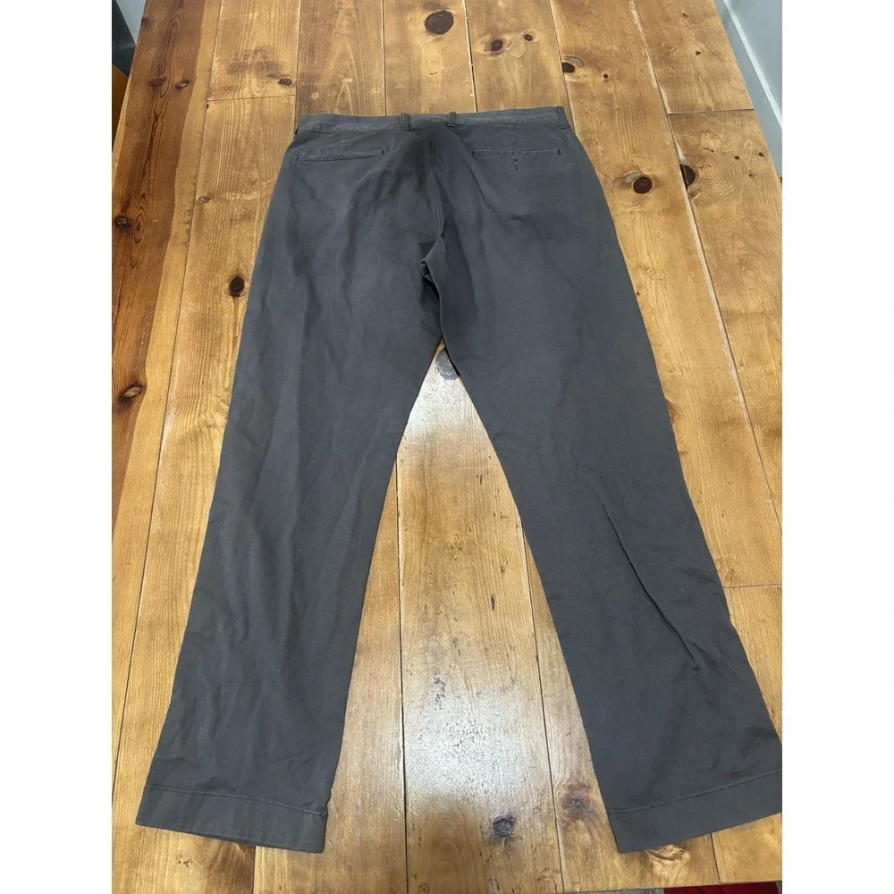 J.CREW Men's W34 L32 Straight Fit Flex Chino Pants Gray Flat Front Cotton Blend